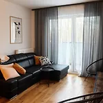 Apartmán Port Loft 2-pokojowy Z Balkonem I Garazem Podziemnym *